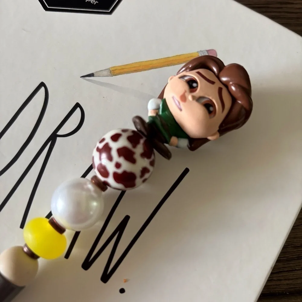 Disney Doorables: Tangled: Flynn Rider handmade beaded pen